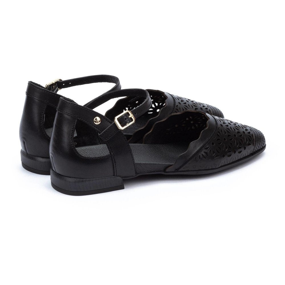 Pikolinos Women's Benissa W6Q-4799 Flat Sandal - Black
